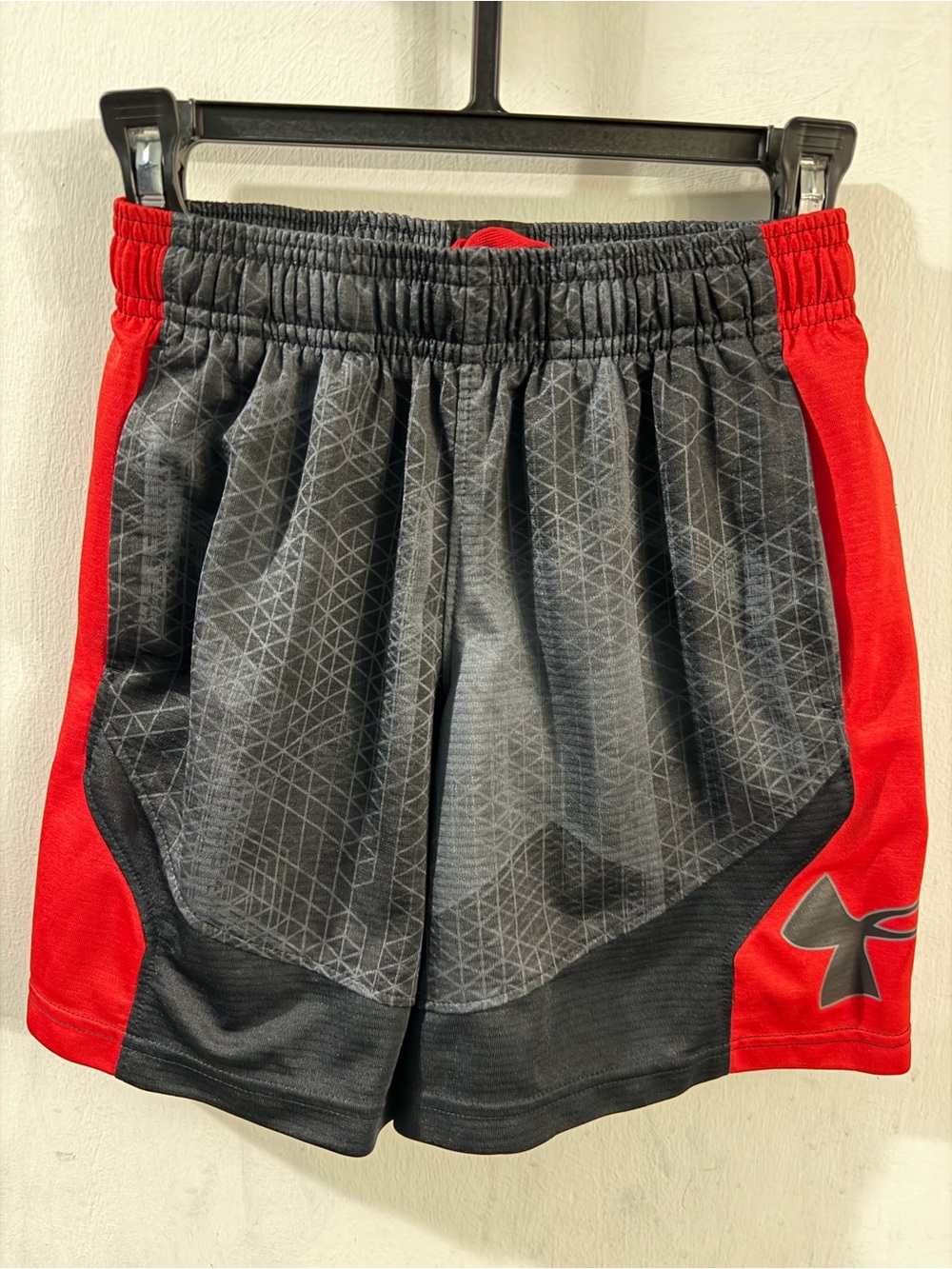 Under Armour Youth XS Athletic Shorts